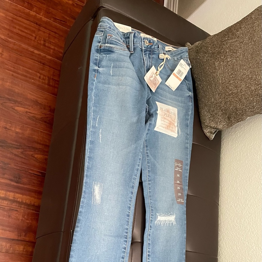 NWT Jessica Simpson Flawless Flex jeans.